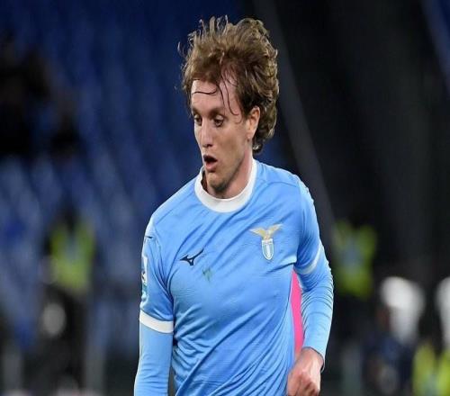 拉齊奧官方：羅韋拉成功接受右鎖骨骨折的復(fù)位和固定手術(shù)