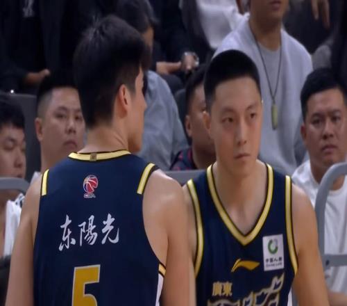 新外援是賈巴里帕克廣東隊被迫裁掉薩林杰，朱芳雨這次真賭對了