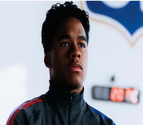 7場5球1助攻皇馬太子數據驚艷卻遭詬病19歲就學會散步難成大器