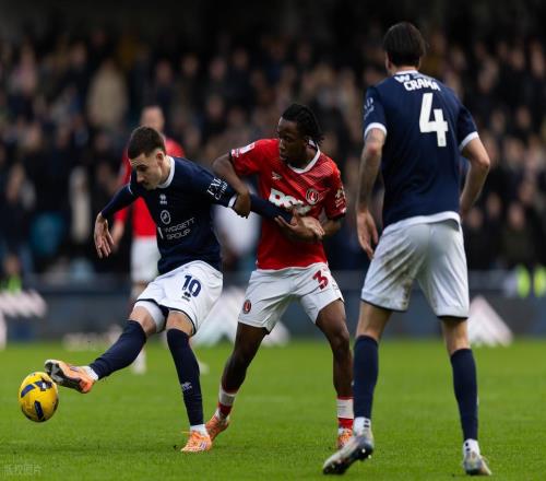 英冠：伯明翰來(lái)勢(shì)洶洶，米爾沃爾聯(lián)賽前三排名難保