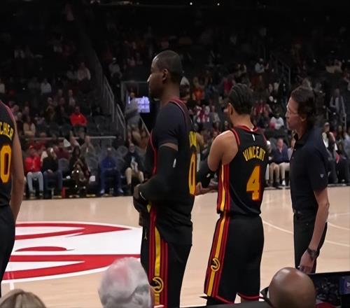 單節(jié)5中5，狂轟27分！庫明加首秀一頓亂殺，鷹記：科爾應感到羞愧