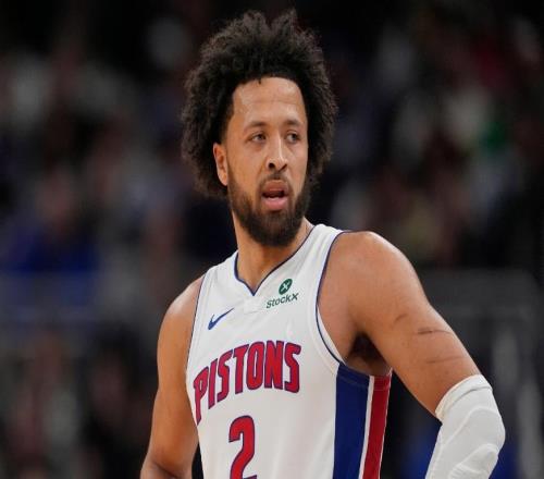 聯(lián)盟第一易主！杜倫兩雙坎寧安29+13+8失誤，活塞力克殘陣?yán)做? />
</a>
<div   id=