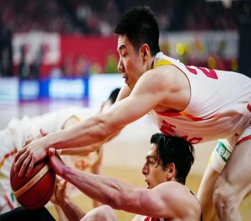 大逆轉！中國男籃客場擊敗日本獲首勝