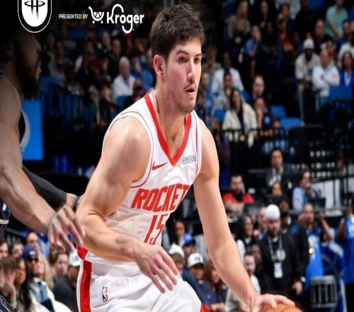 比賽走勢有些熟悉火箭最多落后19分&第三節(jié)發(fā)力最終逆轉(zhuǎn)