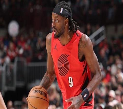 格蘭特27+5布澤利斯20+7開拓者客場力克公牛