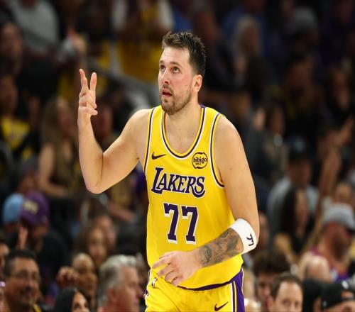 全明星后湖人深陷泥淖，東契奇被質(zhì)疑拿分太多賽后正式表態(tài)