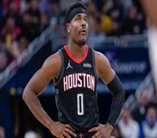 得分能力和投射能力都很不錯，火箭替補后場不應該被晾在板凳上