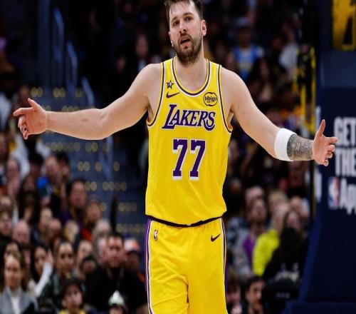 場(chǎng)均9.5分，三巨頭都帶不動(dòng)你！作為超級(jí)狀元，你確實(shí)快退役了