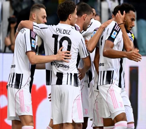 多項(xiàng)續(xù)約即將完成，難掩鋒線崩塌：尤文圖斯引援團(tuán)隊(duì)的災(zāi)難性失職