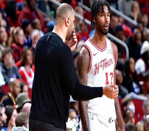 火箭連勝被終結(jié)還有六個(gè)壞消息！阿門(mén)20+11仍是戰(zhàn)犯，伊森現(xiàn)原形