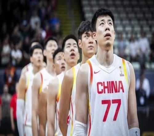 最新排名！日本領(lǐng)跑，韓國(guó)第2，中國(guó)男籃2勝2負(fù)第3，再贏1場(chǎng)出線