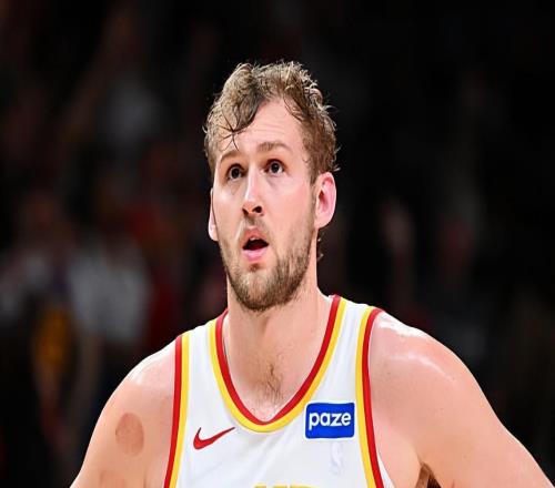 加盟老鷹后的表現(xiàn)依然出色，前火箭內(nèi)線的個人能力真是被低估了