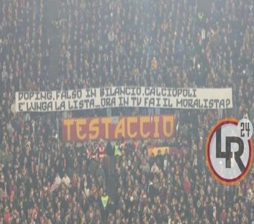 羅馬球迷橫幅嘲諷尤文：興奮劑、財(cái)務(wù)造假、電話門，現(xiàn)在你開始裝好人