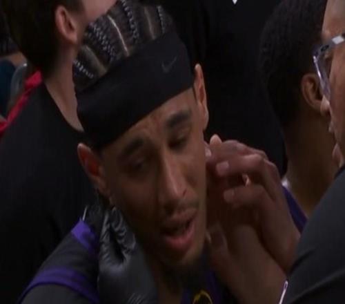 狂贏92分！被胖虎肘歪脖子硬抗，艾妃啊，這才是湖人的中鋒