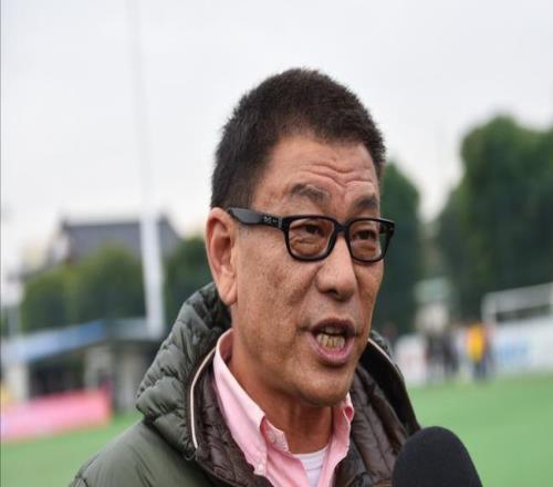 上海女足功勛教練，兒子曾是中超最年輕球員，68歲他重掌上海女足