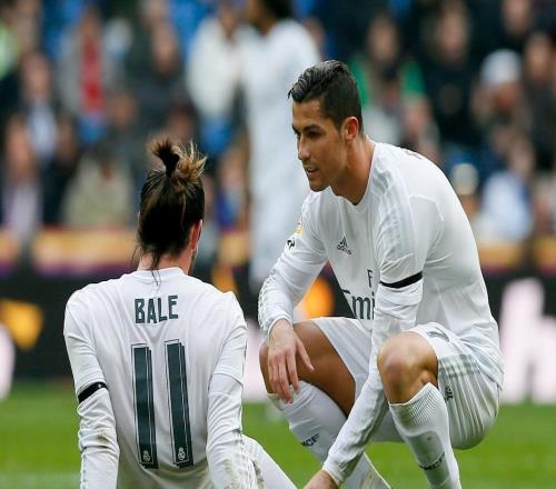 首創(chuàng)億元轉(zhuǎn)會(huì)！貝爾親承破C羅紀(jì)錄，轉(zhuǎn)會(huì)皇馬超1億，曼聯(lián)出價(jià)更高