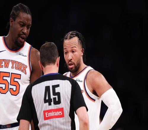 半場轟6記三分！雷霆高塔率隊(duì)豪取四連勝，3年1.7億先生摸不到球