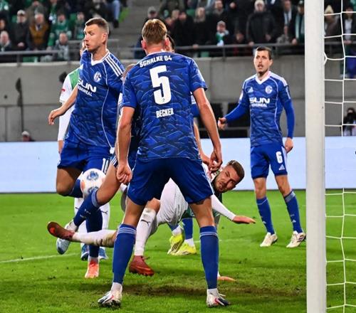 德乙25輪：埃爾沃斯堡隨時沖擊榜首，沙爾克04需要重建信心