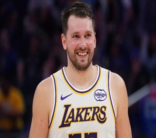 湖人113120不敵掘金球員評(píng)價(jià)：2人優(yōu)秀，3人及格，5人低迷