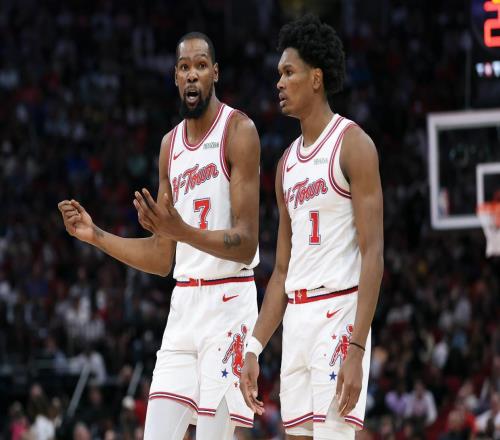 杜蘭特20+8+8失誤，火箭13分逆轉(zhuǎn)開拓者！阿門創(chuàng)神跡，申京15中11