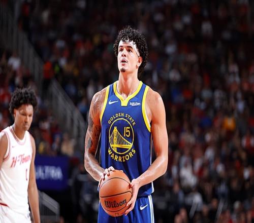 從邊緣人物變成了全隊最好的鋒線，勇士新星本賽季完成了蛻變
