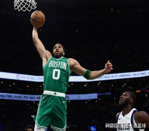 綠凱大勝！塔圖姆15+12全隊第二，克萊19+1狀元拉胯，布朗24+7+7