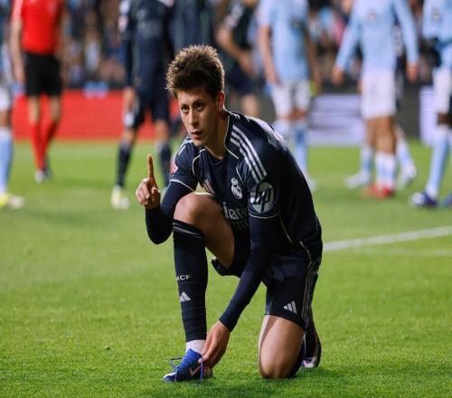 送助攻仍被換下！9000萬(wàn)紅星1個(gè)月2次不滿主帥蔑笑嘲諷：總是我