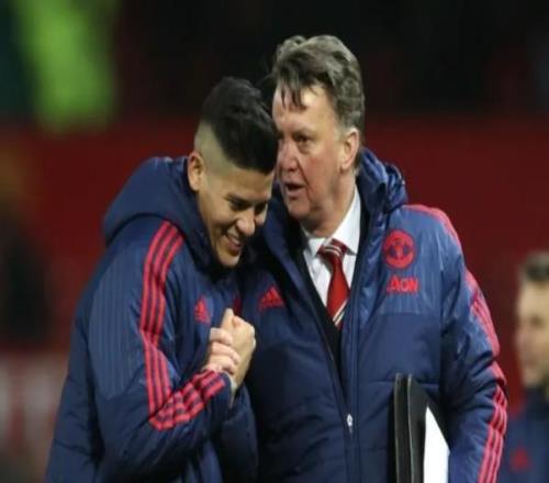 斯科爾斯&巴特：范加爾在曼聯(lián)簽羅霍是通過FIFA游戲知道他的