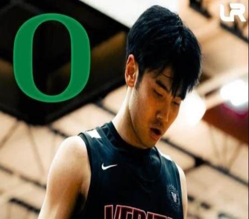 中國男籃留洋球員報告十五：李信儀晉級“瘋?cè)? />
</a>
<div   id=