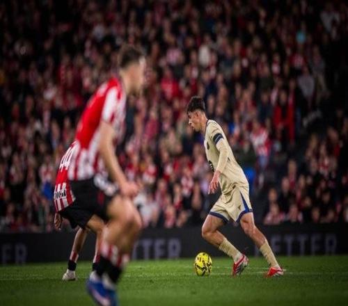 世體：畢包中場(chǎng)戈麥斯受傷后，貝爾納爾賽后打電話表示關(guān)心