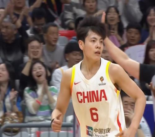 世預賽一場13分大勝！中國女籃打敗馬里：韓旭14分，李月汝21分