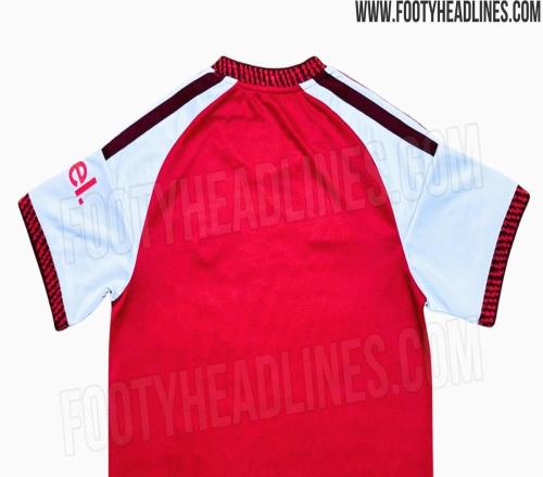 阿森納下賽季球衣曝光：設(shè)計(jì)理念為“更深的紅”，領(lǐng)口為閃電紋