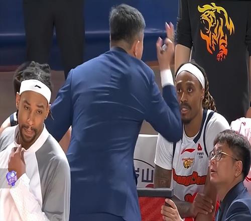 破案了！廣東隊(duì)為何遭新疆逆轉(zhuǎn)杜鋒賽后暗批4人，道出輸球原因