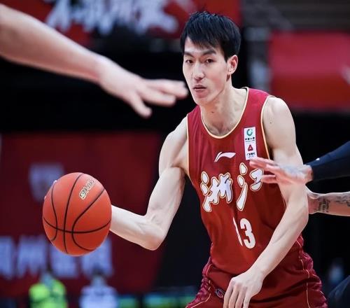 拿600萬，全場4中1，正負值22！球迷：最水MVP沒有之一