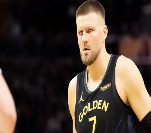 險(xiǎn)勝！亞歷山大27+5，追夢(mèng)16+5+4，火箭輸?shù)貌辉做疾铧c(diǎn)翻車