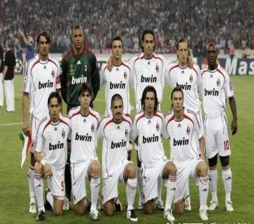 安布羅西尼丨200307年的那支米蘭是不可復(fù)制的