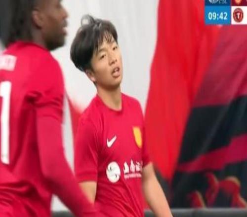 李鎮(zhèn)全：保持這種積極性，希望在川渝德比也能取得一個好結果