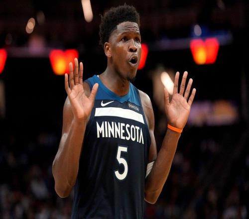 硬氣，森林狼隊(duì)安東尼愛(ài)德華茲帶傷出戰(zhàn)雷霆對(duì)決