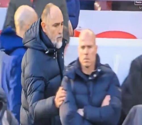 不是這個(gè)光頭，圖多爾把熱刺工作人員阿蘭迪克松認(rèn)成了斯洛特