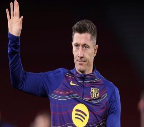 每體：巴薩只有首發(fā)前鋒未確定，費蘭、萊萬、奧爾莫都有可能