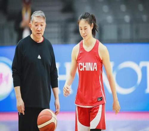 “破碎”之後，一位女籃老將的自我重建