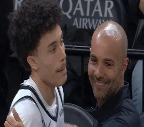 籃翔啊籃翔！半場24分創(chuàng)史！輸36分還偷笑，厚顏無恥，臉都不要了！