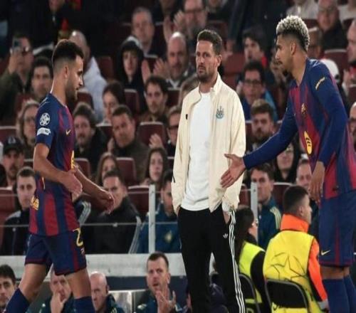 世體：埃里克加西亞沒受傷，被換下是因本場節(jié)奏快避免風險