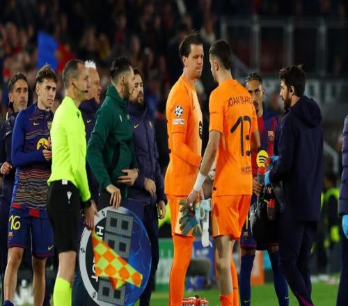 阿斯：什琴斯尼是巴薩更衣室核心人物，弗里克十分看重他