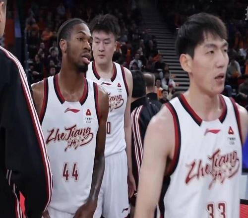 浙江男籃爆冷輸給同曦，青島男籃33分大勝江蘇，深圳男籃輕取天津