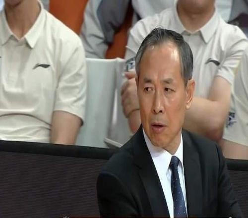 被爆冷，許利民下課倒計(jì)時(shí)新帥有望鎖定，52歲名宿，曾亞運(yùn)奪冠