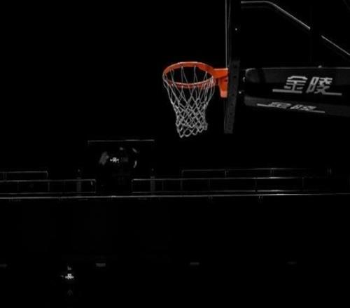 丁彥雨航自宣退役，結(jié)束15年的職業(yè)籃球生涯