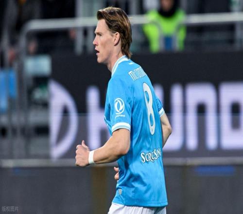 意甲最新積分戰(zhàn)報曼聯(lián)舊將閃擊那不勒斯4連勝超AC米蘭升至第2