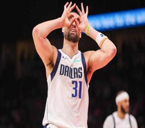 克萊湯普森談在達拉斯獨行俠隊打球真實感受：達拉斯是最棒的