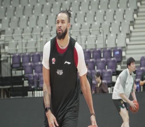 備戰(zhàn)遼寧！麥基人氣極高，曾凡博仍在恢復(fù)，許利民強(qiáng)調(diào)防守執(zhí)行力